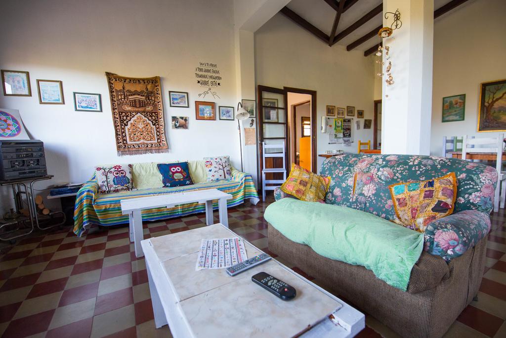 Hostel Aneley Tanti Luaran gambar